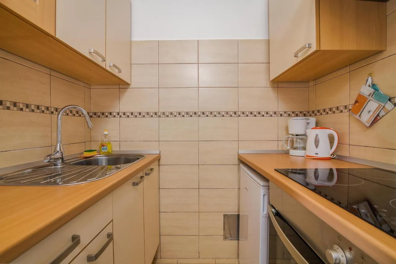 Apartments Celeste Klimno Kroatië