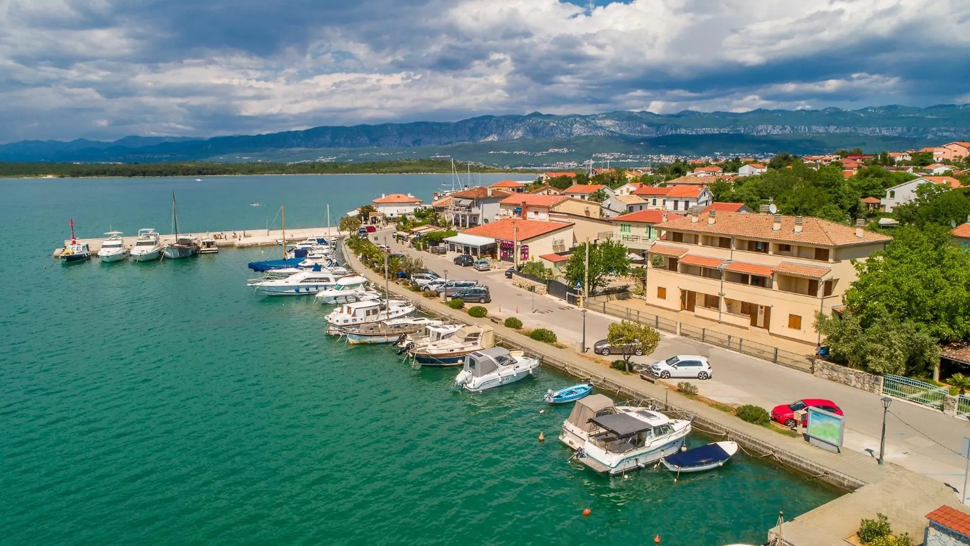 Apartments Celeste Klimno Kroatië